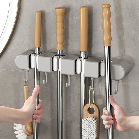 🧹 KÖP 2 FÅ 1 GRATIS! 🚪 Multifunktionell Mopphållare med Krok – Platsbesparande, Stark Självhäftning & Perfekt För Hemorganisation 🏠