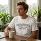 👕 50% RABATT! 😄 Rolig t-shirt med "Undiagnosed"-slogan – Kvick, mjuk & perfekt samtalsstartare – Bomullskvalitet, avslappnad passform – idealisk för vardag eller som gåva 🎤