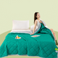 ❄️ 50% RABATT NU! 🛌 Svalkande Sommartäcke med Kylteknologi – Molnlätt, Andningsbart & Vändbart Dubbeltonsdesign 🌙