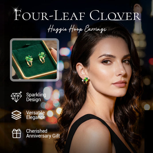 🍀✨ Fyrklöver Huggie Hopp-Örhängen – 925 silver, söt pilbågedetalj. 50% RABATT!