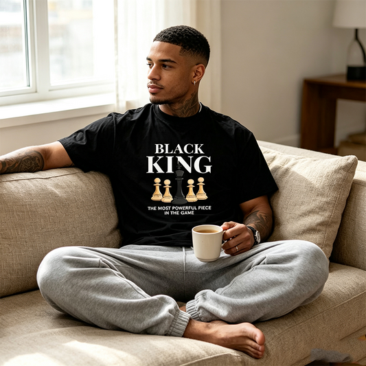 👕📏 BEGRÄNSAD TID 50% RABATT! ♟️ Herr Plus Size Schack Slogan T-shirt – Djukt tryck & avslappnad passform – Bär ditt spel med stolthet.