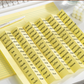 Anteckningsblock med minimalistiskt linjerat papper